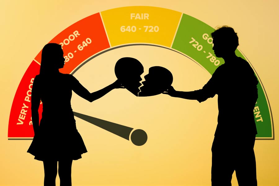 The government should take the responsibility of spreading financial awareness among the citizens