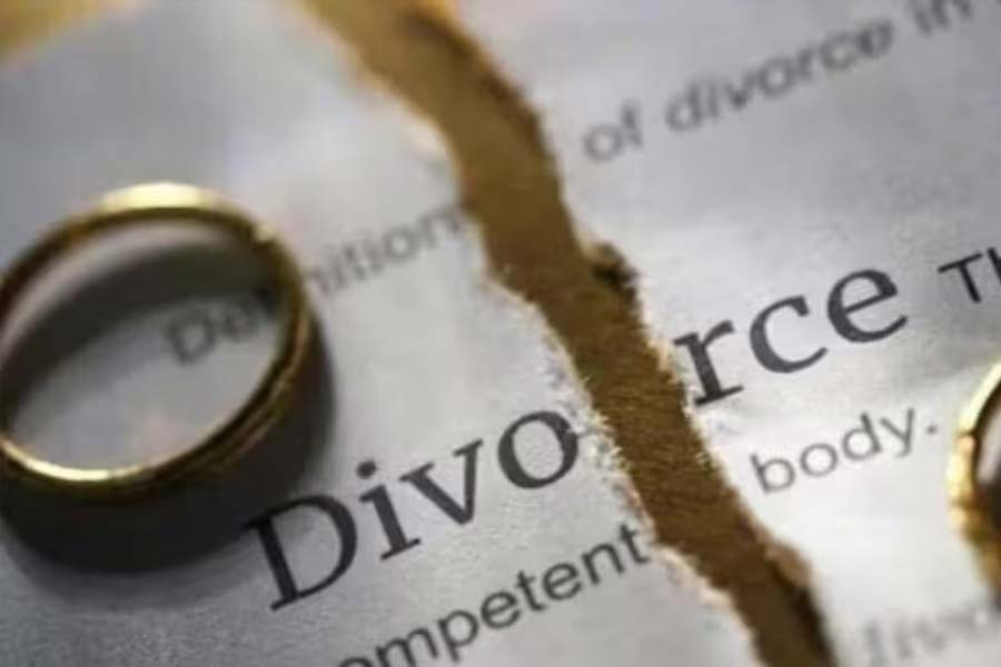 Jammu and Kashmir High Court questions on labeling former wife as divorcee dgtl