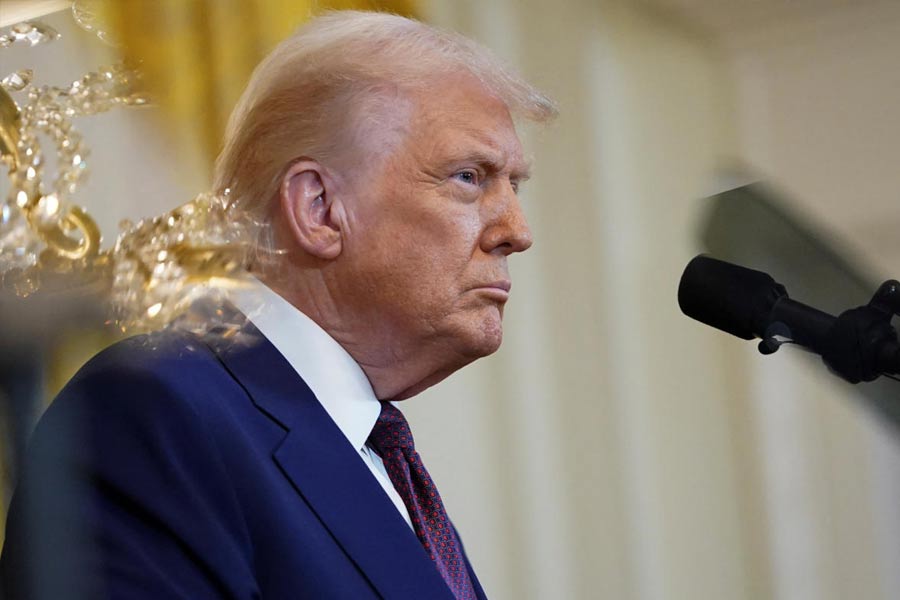 ইউএসআইমেক তৈরিতে বিপুল খরচ করতে ওয়াশিংটন যে প্রস্তুত, তা স্পষ্ট করেছেন মার্কিন প্রেসিডেন্ট। তাঁর কথায়, ‘‘প্রকল্পের কাজ এগিয়ে নিয়ে যেতে আমরা ইতিমধ্যেই কিছু খরচ করেছি। এটা আগামী দিনে আরও বাড়বে।’’ অন্য দিকে এই ইস্যুতে মুখ খোলেন প্রধানমন্ত্রী মোদীও। এই ধরনের আর্থিক বারান্দা এবং পরিকাঠামোগত উন্নয়নের জন্য ভারত ও আমেরিকা কাঁধে কাঁধ রেখে কাজ করবে বলে জানিয়েছেন তিনি।