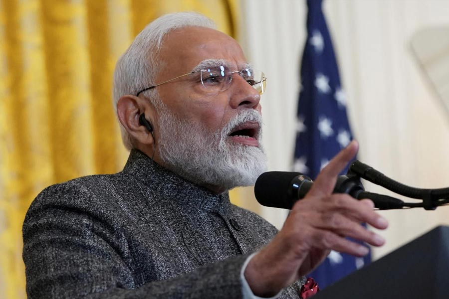 এর পাশাপাশি ভারত, ইজ়রায়েল, সংযুক্ত আরব আমিরশাহি এবং মার্কিন যুক্তরাষ্ট্রের কৌশলগত অংশীদারি জোট আইটুইউটুকে (ইন্ডিয়া-ইজ়রায়েল-ইউএই-ইউএস) মজবুত করার লক্ষ্যে সওয়াল করেন প্রধানমন্ত্রী মোদী। আন্তর্জাতিক সম্পর্ক বিশেষজ্ঞদের একাংশ একে ‘পশ্চিম এশিয়ার কোয়াড’ বলে উল্লেখ করেছেন। বলা বাহুল্য, ইউএসআইমেক প্রকল্পে সর্বাধিক গুরুত্বপূর্ণ ভূমিকা নিতে চলেছে এই চারটি দেশ।