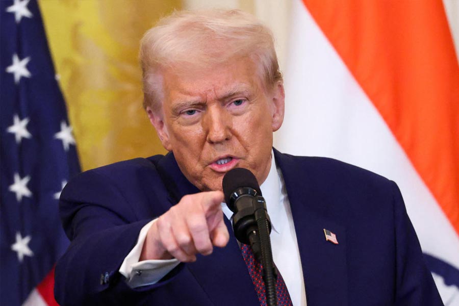 ২০২৩ সালে নয়াদিল্লিতে অনুষ্ঠিত জি২০ সম্মেলনে এই আইমেক প্রকল্প বাস্তবায়নে উদ্যোগী হয় সরকার। এর জন্য একটি সমঝোতা চুক্তি বা মউ সই করে ভারত, মার্কিন যুক্তরাষ্ট্র, সৌদি আরব, সংযুক্ত আরব আমিরশাহি, ইউরোপীয় ইউনিয়ন, ইটালি, ফ্রান্স এবং জার্মানি। সংশ্লিষ্ট প্রকল্পটির ব্যাপারে প্রথম দিন থেকেই সবচেয়ে বেশি উদ্যোগী আমেরিকা।