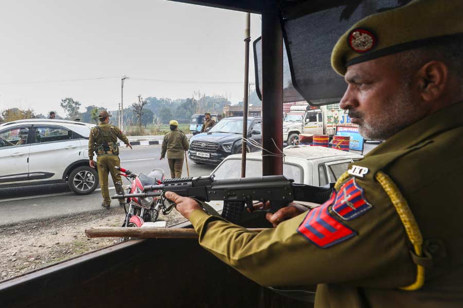 Cop, Teacher among three J&K govt employees sacked over terror links dgtl