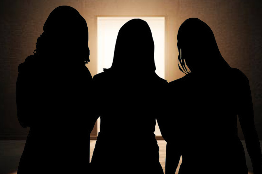 Begging in daylight, at night they looted shops in Delhi, A gang of Six women arrested dgtl