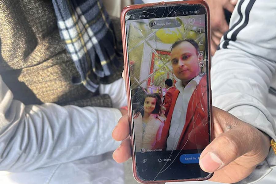 Man lost his daughter in Delhi station incident recollects experience dgtl