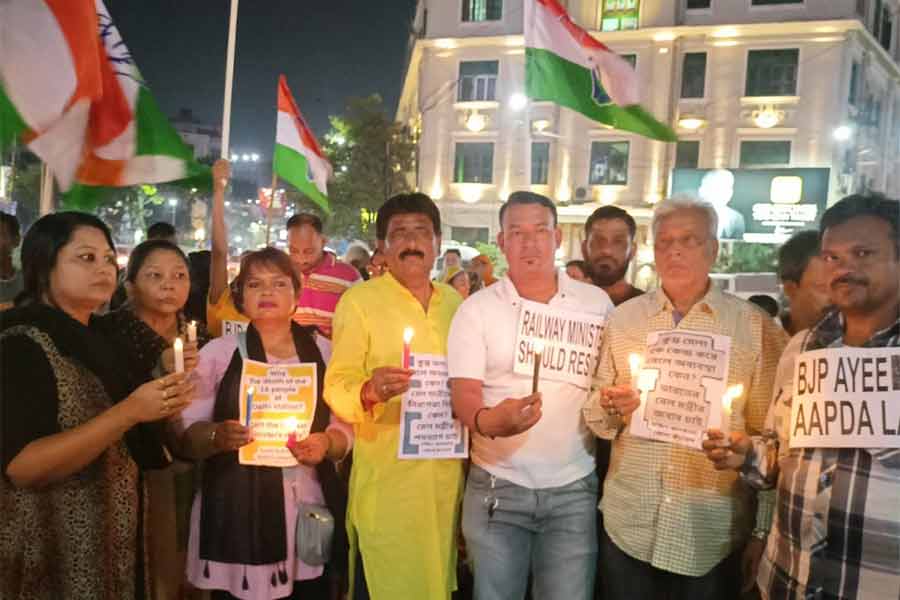 Congress protests against mismanagement of Kumbh