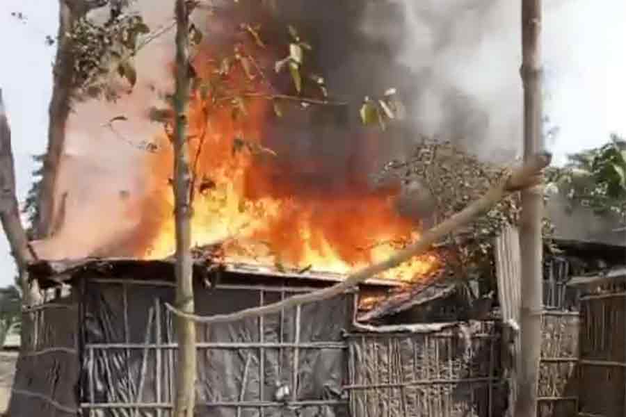 The shop that caught fire use to sell hooch in the shadows of tea shop at Kaliaganj