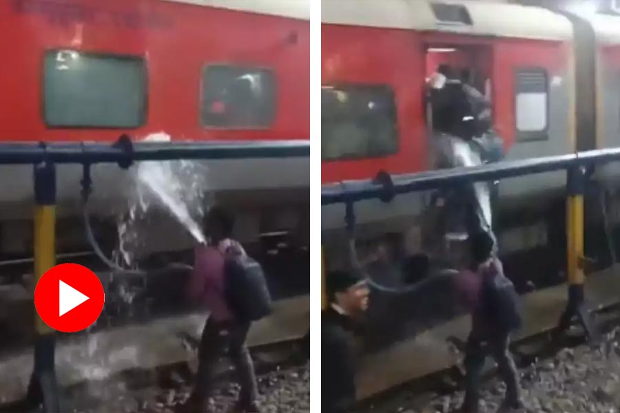 Video of youth attacking passenger with water goes Viral