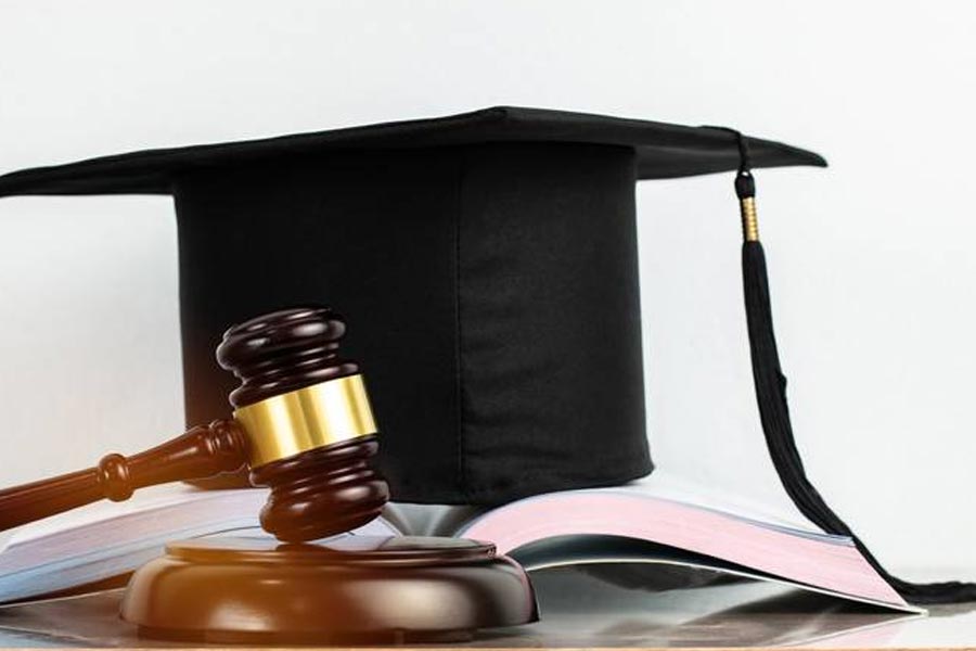 All need to know about Abhinav Chandrachud, Ex CJI’s Son to represent Ranveer Allahbadia