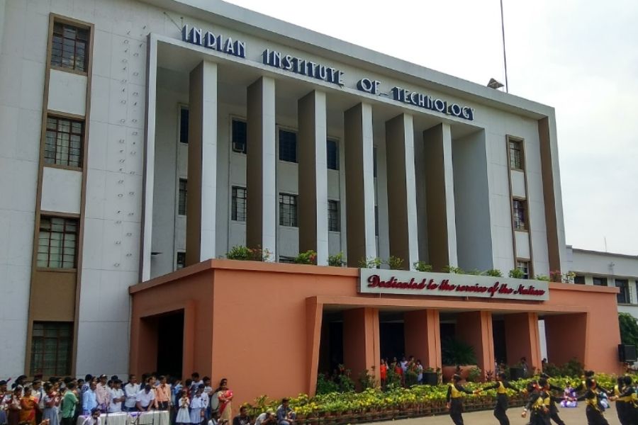 Indian Institute of Technology kharagpur will recruit for the post of JRF dgtl