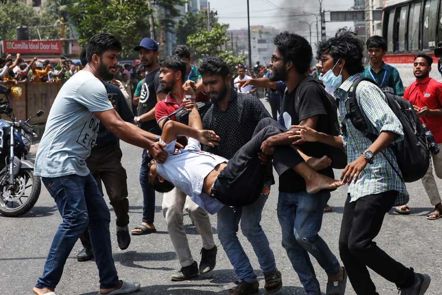 বাংলাদেশে ২০২৪ সালের জুলাই-অগস্ট মাসে আন্দোলনের সময়ের দৃশ্য।