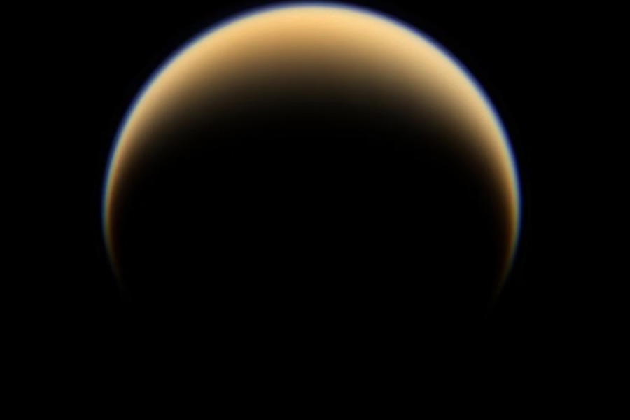  এ বারের মিশনে টাইটান মানুষের বসবাসের জন্য আদর্শ কি না, তা নিয়ে পরীক্ষানিরীক্ষা চালাবে নাসা। সেখানে জীবনের লক্ষণ না পাওয়া গেলেও কী ভাবে রাসায়নিক মিথস্ক্রিয়া ঘটছে, তা পর্যবেক্ষণ করতে পারবেন জ্যোতির্বিজ্ঞানীরা।