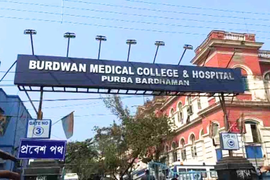 Bardhaman Hospital authorities have given emphasised to improve infrastructure and security issues