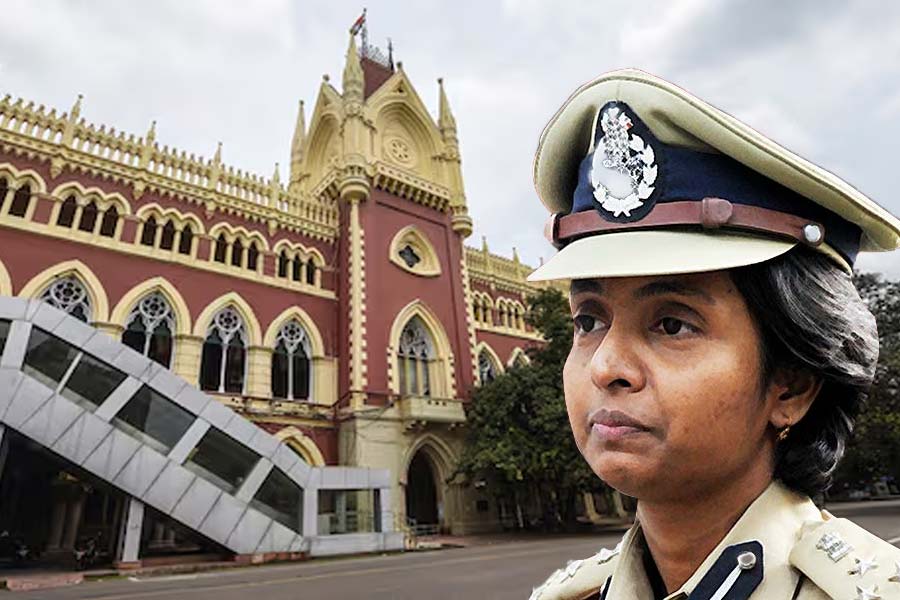 Calcutta High Court relieved IPS officer Damayanti Sen from Kakdwip double murder case dgtld