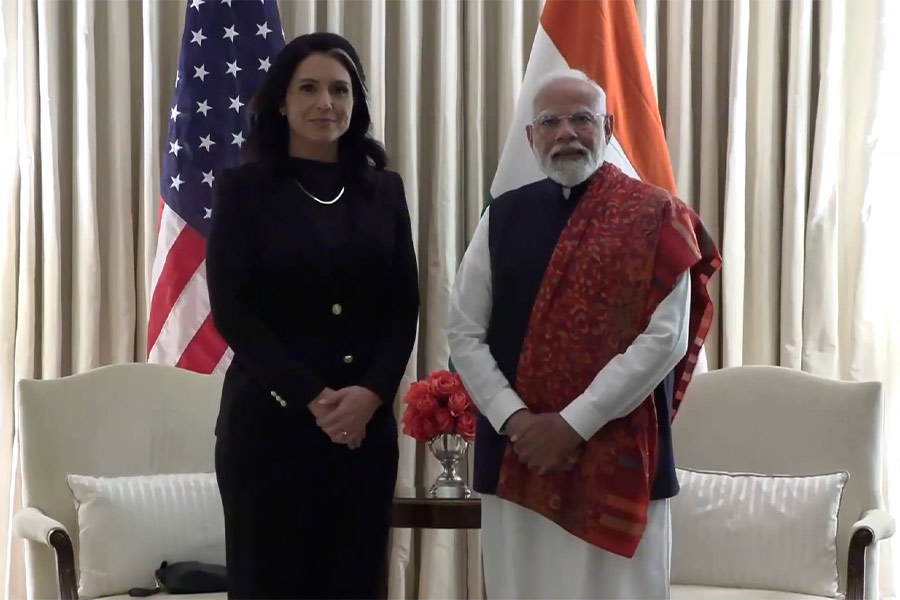 Tulsi Gabbard Donald Trumps Director of National intelligence allegedly has RSS connection dgtl