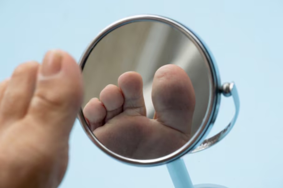 Feet Can help us learn about our health issues dgtl