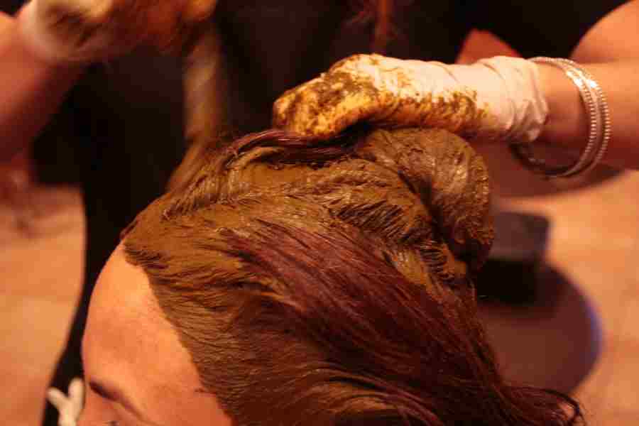 What are the benefits of Henna for hair growth