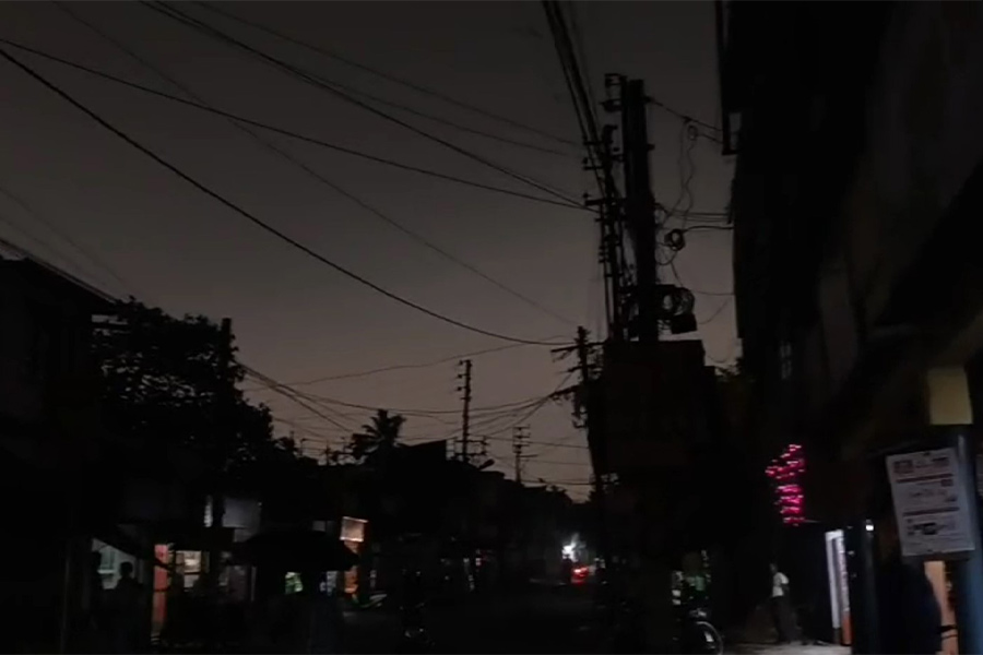 Kolkata among several South Bengal districts to experience thunderstorm and rain dgtl