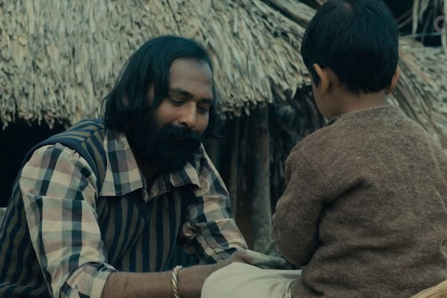 Review of the Bengali web series Feu