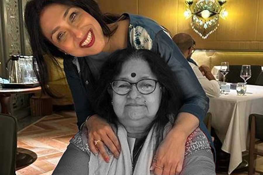 Actress Rituparna Sengupta Shares her late Mother’s memories on her birthday dgtl