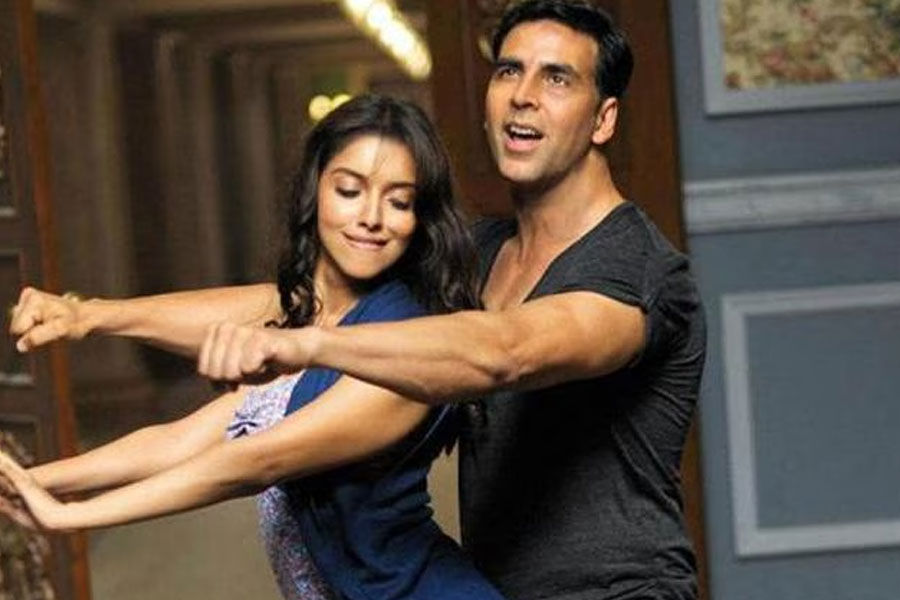 Asin Thottumkal and akshay kumar