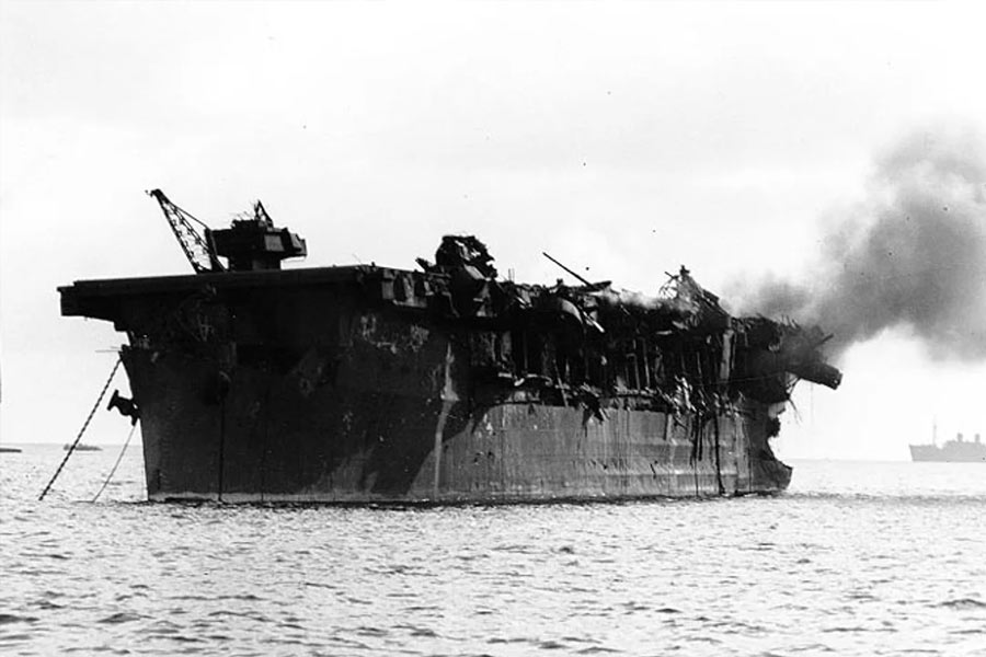 Underwater Aircraft Carrier