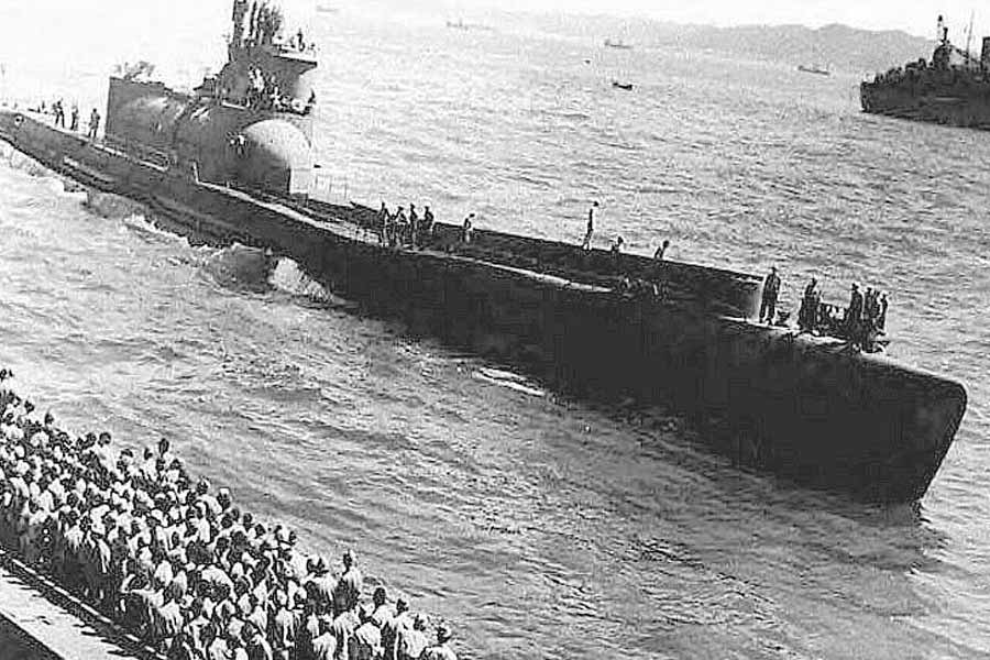 Underwater Aircraft Carrier