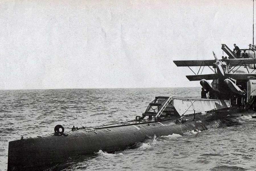 Underwater Aircraft Carrier