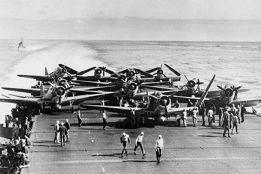 Underwater Aircraft Carrier