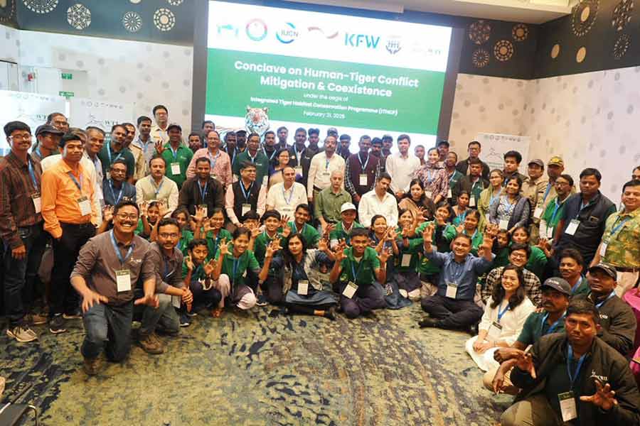 ‘মানুষ-বন্যপ্রাণ সংঘাত ও সহাবস্থান’ সংক্রান্ত একটি কর্মশালা।
