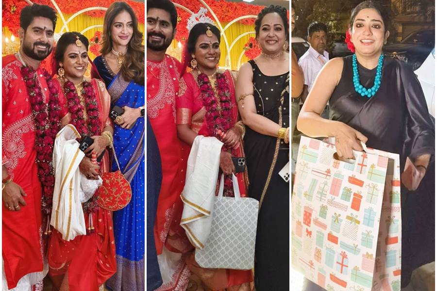 জিৎ-শানুর বিয়েতে নুসরত জাহান, অপরাজিতা আঢ্য, মানসী সেনগুপ্ত।