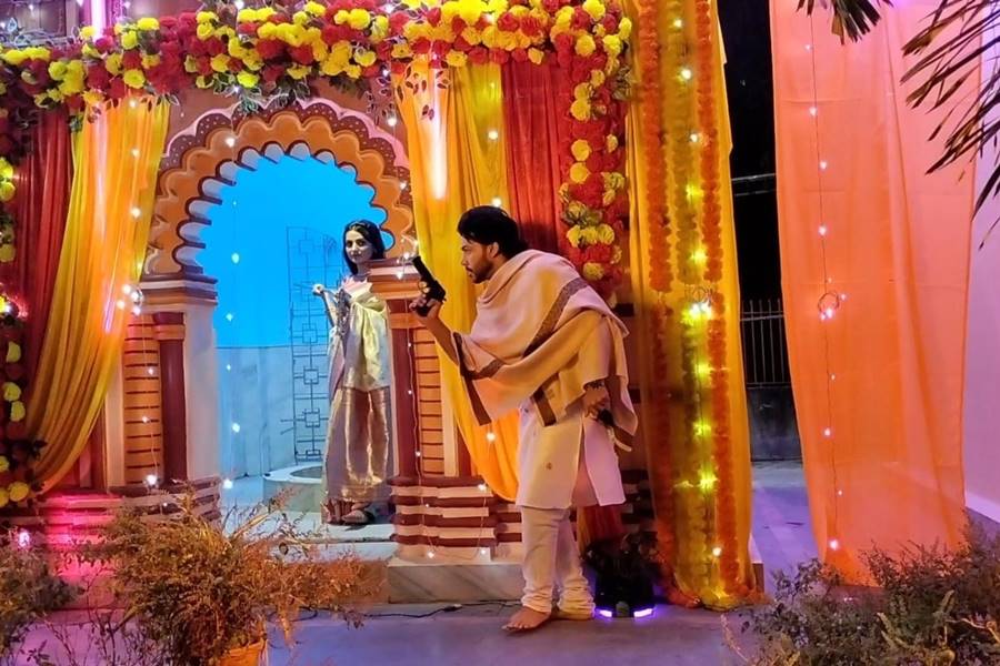 ঈশ্বর আরাধনার পরেই অ্যাকশনে ‘গীতা এলএলবি’।