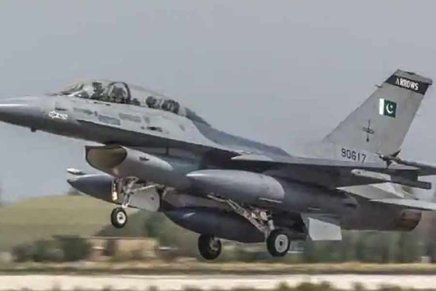 Trump on Pakistan F-16 Fleet