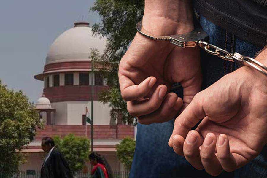 Centre opposes life ban on politicians convicted in criminal cases dgtl