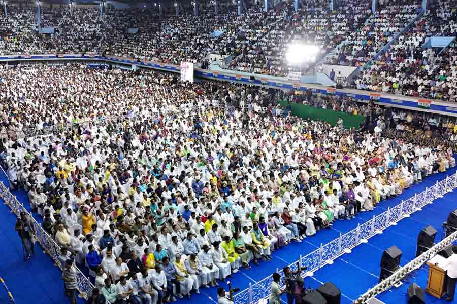 নেতাজি ইন্ডোরে বৃহস্পতিবার তৃণমূলের জমায়েত।
