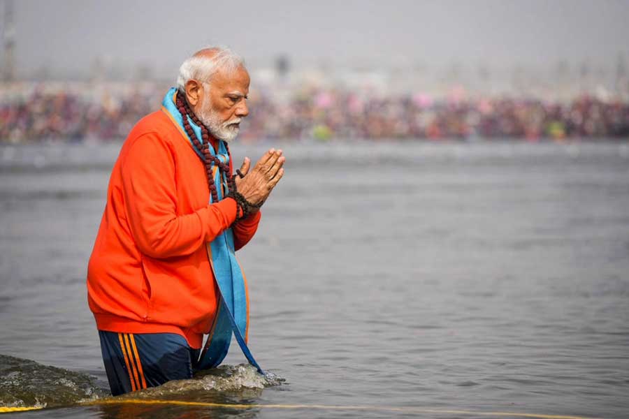 PM Narendra Modi apologies as Maha Kumbh concluded dgtl