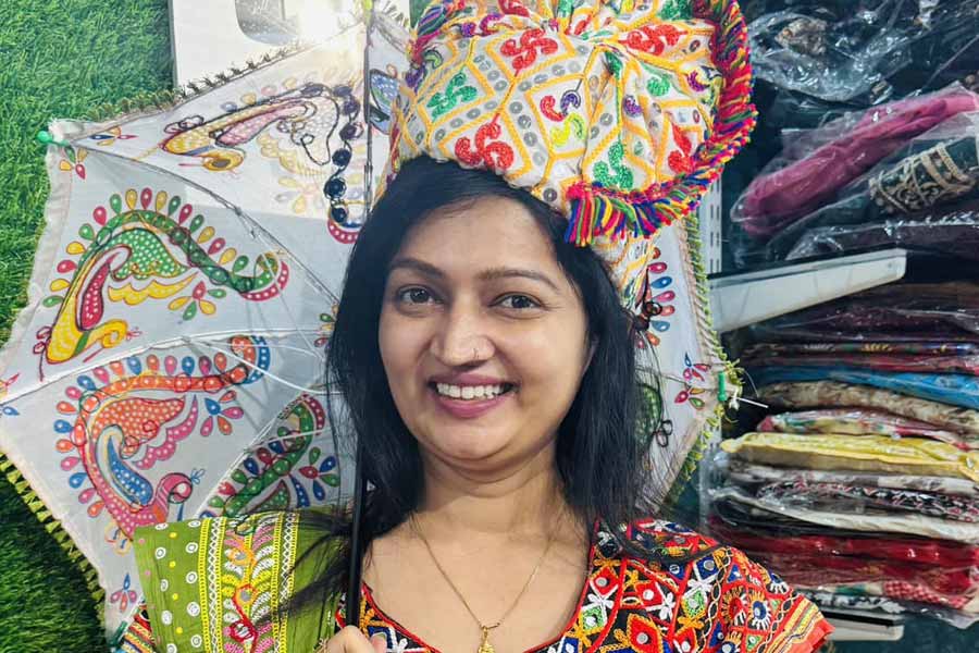 3 YouTubers verbal brawl among each other regarding extra marital affair