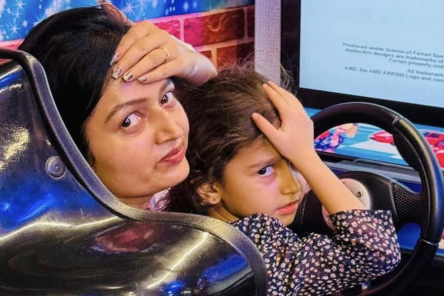 3 YouTubers verbal brawl among each other regarding extra marital affair