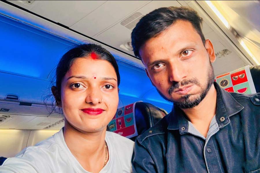 3 YouTubers verbal brawl among each other regarding extra marital affair