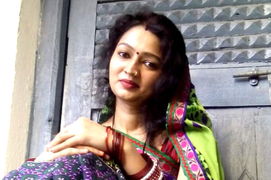 3 YouTubers verbal brawl among each other regarding extra marital affair