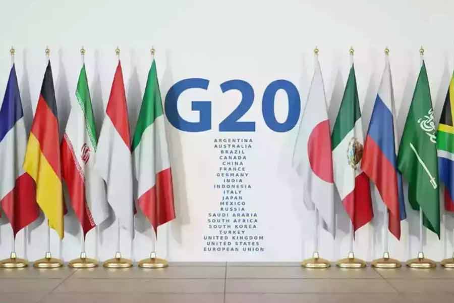 US on IMF and World Bank