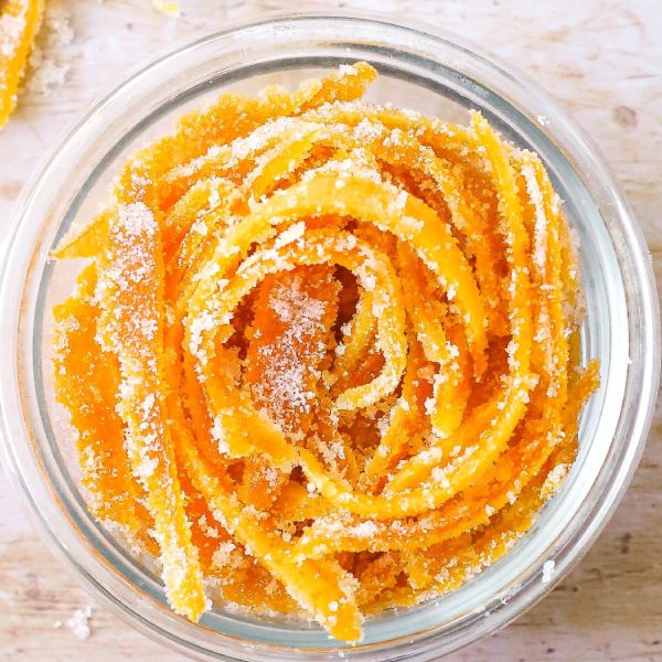 কমলার খোসার মোরব্বা। 