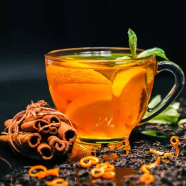 কমলার খোসা দিয়ে তৈরি চা। 