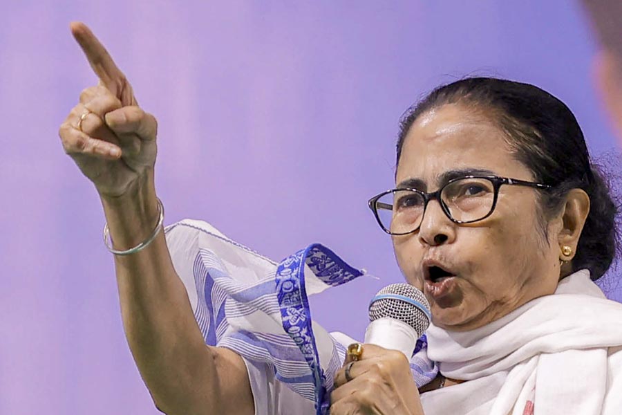 No ‘lobbyism’ to be tolerated in WB Police, CM Mamata warns bunch of officers at Administrative Review