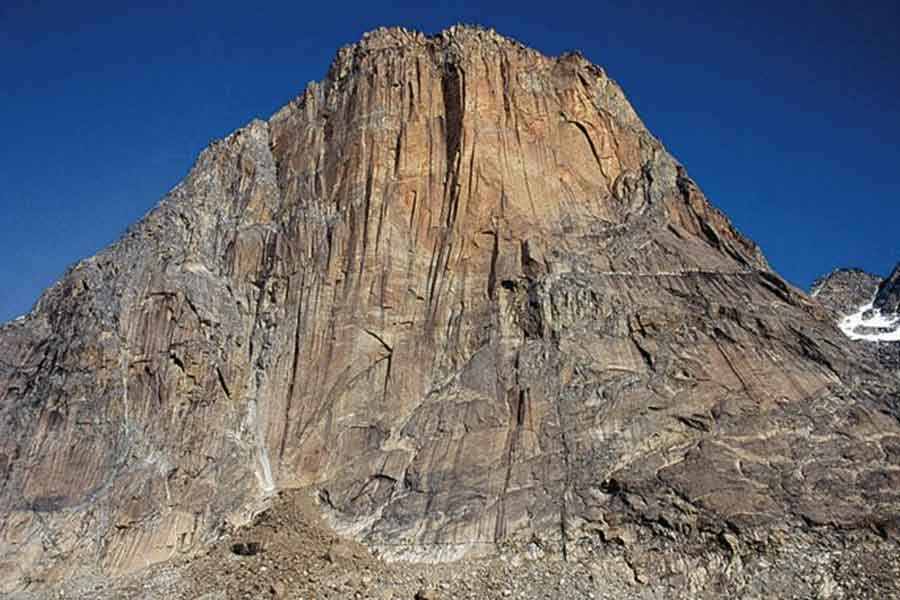 Untold story of mysterious iron mountain of Greenland 