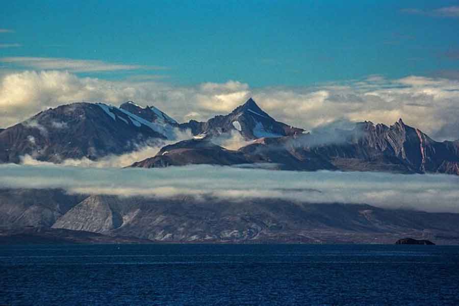 Untold story of mysterious iron mountain of Greenland 