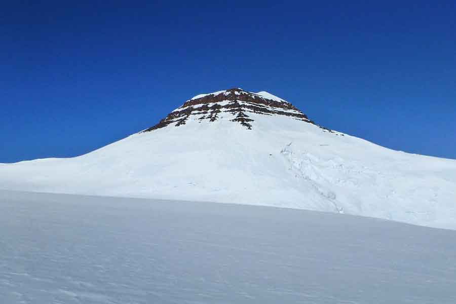 Untold story of mysterious iron mountain of Greenland 