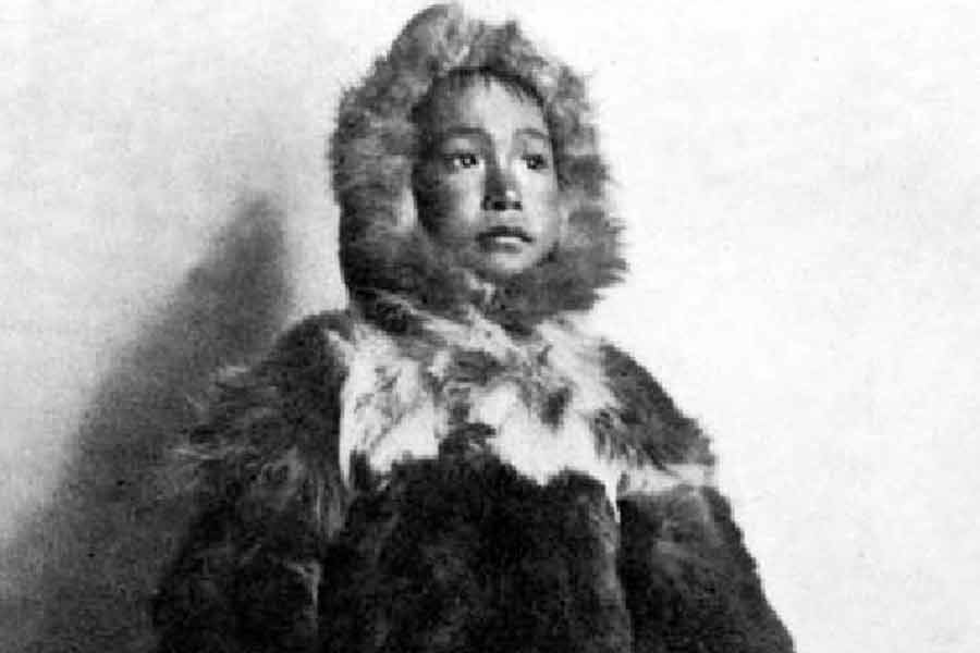 A tragic story of six intuits who had been bought from Greenland to America 