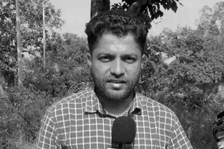 New twist in Chattisgarh Journalist Mukesh Chandrakar case key accused Ritesh Chandrakar is identified as his cousin dgtl