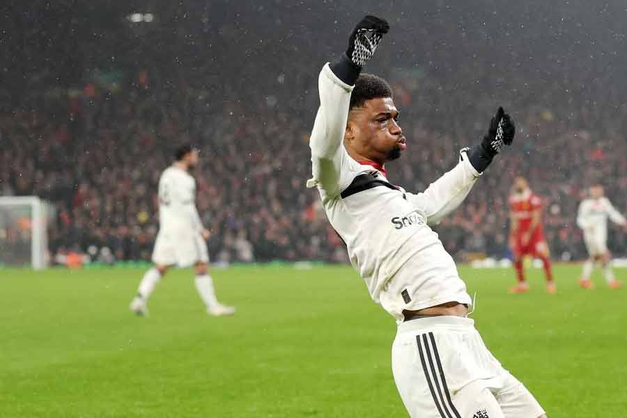 Amad Diallo grabs draw as Manchester United finally stand up at Liverpool in English Premier League