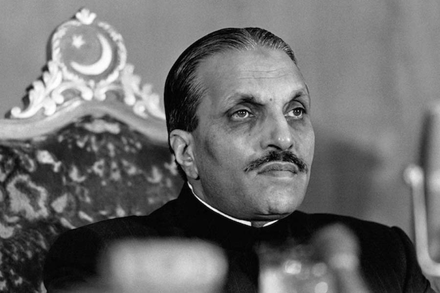 Pakistan army officers get high salary amid severe economic crisis